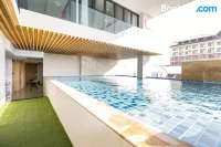 Tara Grand Hotel - Swimmingpools