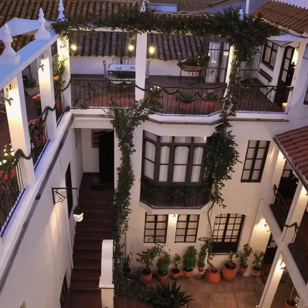 El Hotel de Su Merced