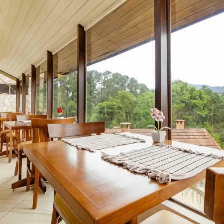 Velinn Hotel Ninho do Falcão