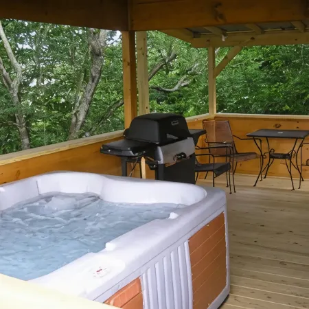 Linville River Log Cabins