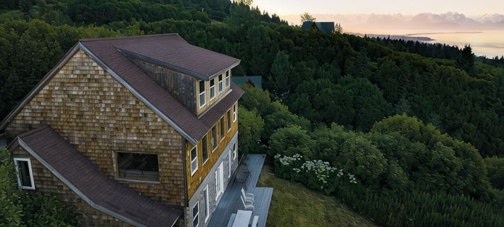 Cozy lodge near town w Stunning Views & Fireplace Hotels in Homer