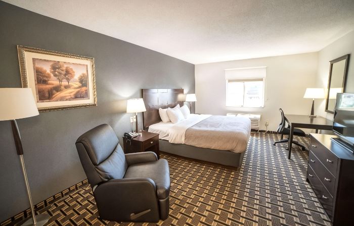 Quality Inn & Suites Watertown Near Prairie Lakes Ice Arena