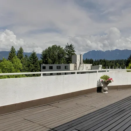 Rosellen Suites at Stanley Park