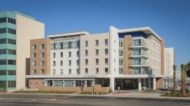 Hampton Inn & Suites LAX El Segundo