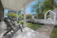 Corner House - Cozy Five Star 2 Bedroom Suite. Downtown and Stadium. Parking! - Dapur