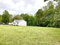 Pet Friendly Home 2 minutes from Lake Norman State Park 3BR/2BA - 4-Star