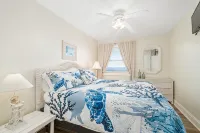 Charming 5-bedroom oceanfront duplex with wonderful views - 4-Star