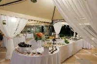 Hotel Villa Durrueli Resort & Spa - sarapan