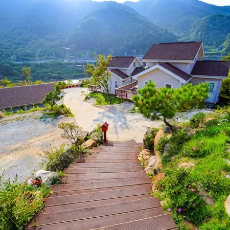 Gurye Seomjingang Panorama Pension