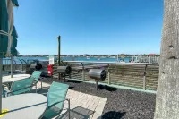 NEW LISTING/BEST GETAWAY/UPDATED 3-BEDROOM 3-BATH @ THE  BELLA LUNA/BOAT DOCKS - Jacuzzi