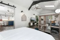Adorable Modern Guesthouse - West Downtown Boise - 4-Star