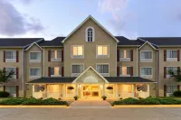 Country Inn & Suites by Radisson, Davenport - Quad Cities - С бассейном