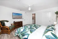 Spacious & Fun Family Gem / Pool, Beach, Blue Jays - Swimmingpools