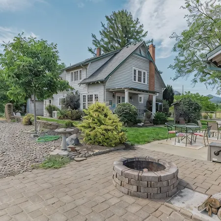 Country Retreat and Event Venue minutes from Historic Jacksonville