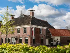 Teades Plak Bij de Herberg Van Smallingerland
