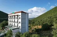Vila Sofia Gllava - Resort - Homestays