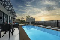 Erolidae Villas - Pools