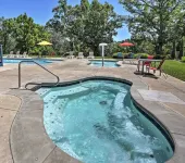 Closest to Indoor & Outdoor Pool + 4 Huge Suites + Stone's throw to SDC - Chalets