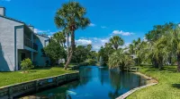 Premium Beachside Condo-w/Private Beach Access - Welcome to SeaWinds Dreams - 3-Star