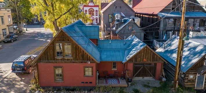 The Top Rated Home in Crested  Butte! Best Location, Hot Tub & Steam Shower! Hotels in Crested Butte