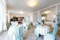 Hotel la Perla - Breakfast