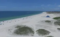 Westwinds Waterfront Resort - 3-Star