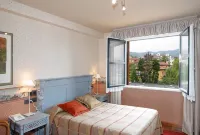Hotel Avenida Real - 2-Star