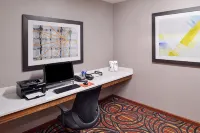 Holiday Inn Express & Suites LONOKE I-40 (EXIT 175) by IHG - Pet friendly