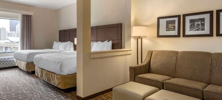 Comfort Inn & Suites Pittsburgh-Northshore Hotels in Pittsburgh
