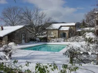 House with pool. Idyllic setting in hills near Lucca and coast WiFi Aircon - Homestays