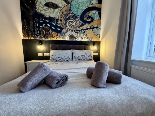Luxury 3 bedroom, sea view apartment with balcony - 2 estrellas
