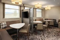 Residence Inn Casper - فطور