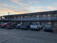 All Seasons Motel - Motels