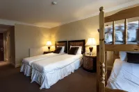 Europa Gatwick Hotel & Spa - Bãi đậu xe