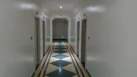 Lingao Ruoya Business Hotel