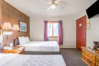 Love Hotels Silver Street by OYO at Hurley WI Hotels in Gogebic County