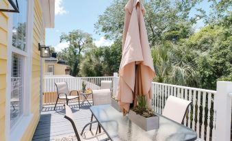 111 Waldburg Street Beautifully Renovated Historic 5 Bedroom 5 Bath