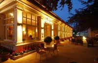 Höger's Hotel & Restaurant Hotels near Dreieinigkeitsgemeinde (SELK)