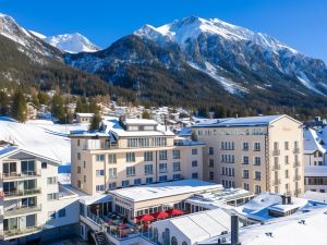 Hotel Lenzerhorn Spa & Wellness