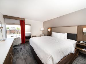 Comfort Inn & Suites Wyomissing-Reading