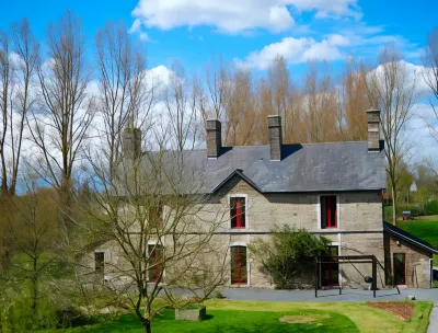 Manoir du Butel Hôtels à : Livry