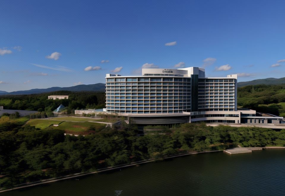 라한셀렉트 경주 보문호 뷰