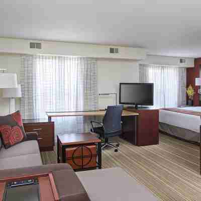 Residence Inn Rockford Rooms