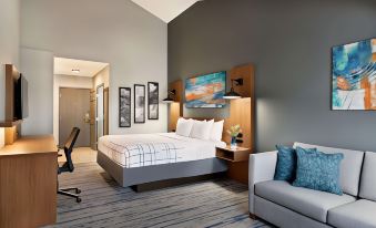 La Quinta Inn & Suites by Wyndham Salem or