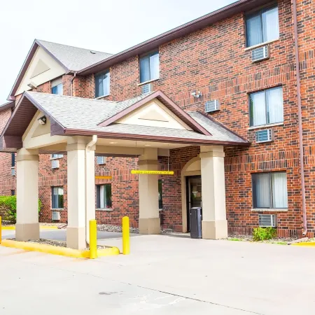 Quality Inn & Suites Ankeny-Des Moines