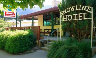 The Harrietville Snowline Hotel