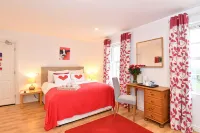The Rocks B&B Hotels near Aldergrove House of Prayer