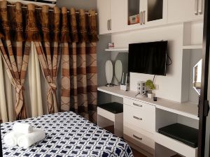 1Br Unit for Rent One Oasis Condominium