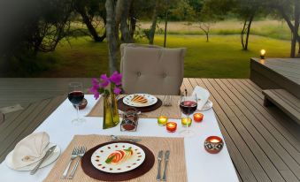 Bushwillow Collection