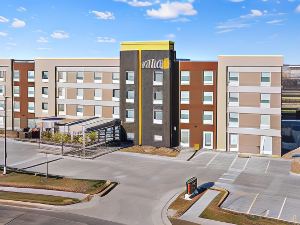 Home2 Suites by Hilton Cedar Rapids Westdale